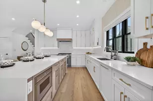 71 Cloverdale Rd, Newton, MA 02461 - Photo 1