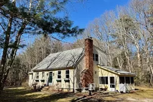 195 Slab Bridge Rd, Freetown, MA 02702 - Photo 1