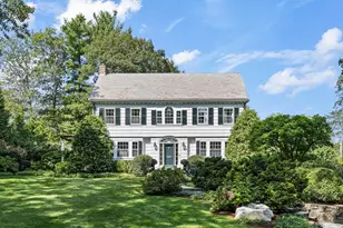 33 Hundreds Cir, Wellesley, MA 02481 - Photo 1