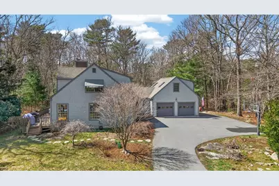 46 Abner Potters Way, Dartmouth, MA 02748 - Photo 1