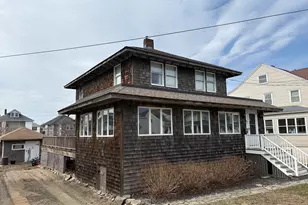 41 Manomet Ave, Hull, MA 02045 - Photo 1