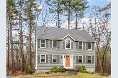 7 Avon St, Wilmington, MA 01887 - Photo 1