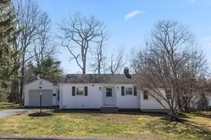 4 Crestwood Rd, Paxton, MA 01612 - Photo 1