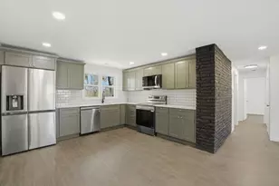 92 Summer St, Brockton, MA 02302 - Photo 1
