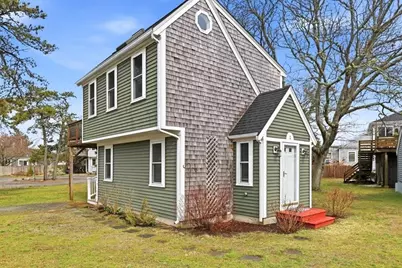 111 School St #2, Dennis, MA 02670 - Photo 1