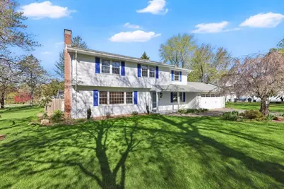 186 Viscount Rd, Longmeadow, MA 01106 - Photo 1