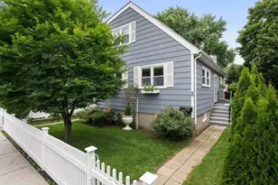 45 Magoun St, Cambridge, MA 02140 - Photo 1