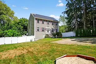 175 Old Fall River Rd, Swansea, MA 02777 - Photo 1