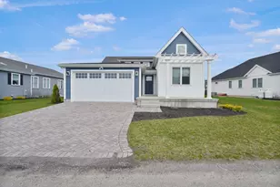 31 Sophia Dr, Rehoboth, MA 02769 - Photo 1