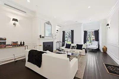 212 Commonwealth Avenue #1, Boston, MA 02116 - Photo 1