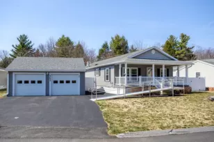 141 Opal Ln, Gardner, MA 01440 - Photo 1