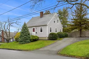 2 Girdler Rd, Marblehead, MA 01945 - Photo 1