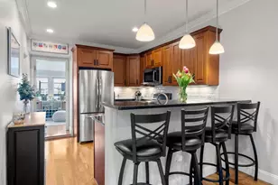 695 E 8th St, Boston, MA 02127 - Photo 1