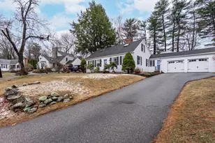 19 Homestead Rd, Lynnfield, MA 01940 - Photo 1