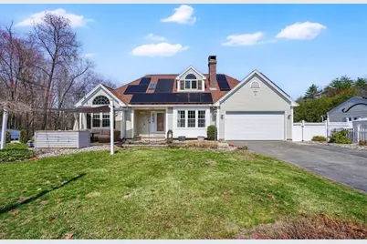 1542 S Branch Pkwy, Springfield, MA 01129 - Photo 1