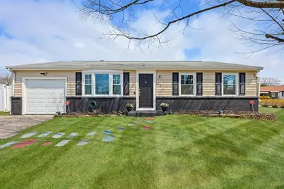 38 Romoli Ave, Attleboro, MA 02703 - Photo 1