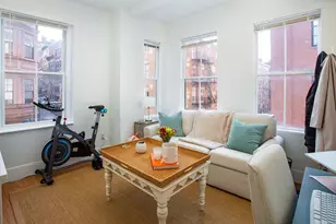 24 Anderson St, Boston, MA 02114 - Photo 1