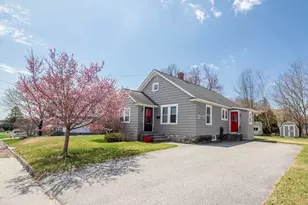 25 Dixfield Rd, Worcester, MA 01606 - Photo 1