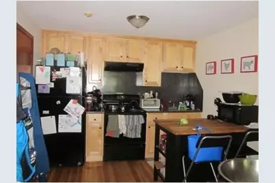 91 Crescent Street #8, Northampton, MA 01060 - Photo 1