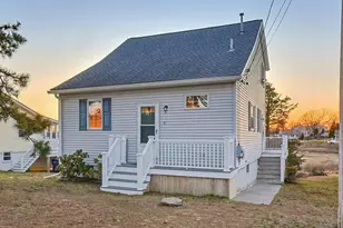 9 River Terrace, Wareham, MA 02571 - Photo 1