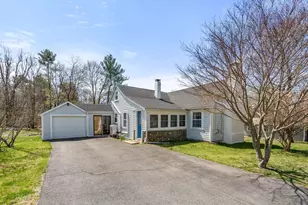 31 W Division St, Holbrook, MA 02343 - Photo 1