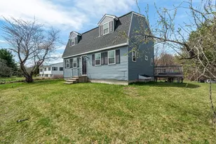 41 Hill St, Leominster, MA 01453 - Photo 1