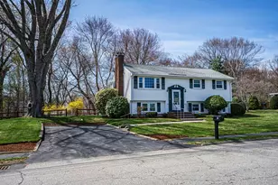 18 Stonewall Dr, Woburn, MA 01801 - Photo 1