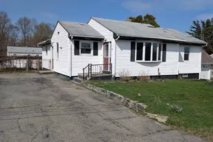 106 Cypress Ave, Tiverton, RI 02878 - Photo 1