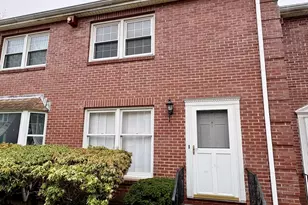224 Park St, Stoneham, MA 02180 - Photo 1