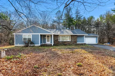 176 King St, Groveland, MA 01834 - Photo 1