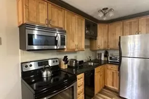 74 Barrett St, Northampton, MA 01060 - Photo 1