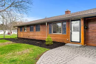 17 Amherst St, Danvers, MA 01923 - Photo 1