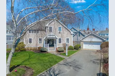 101 Green St, Fairhaven, MA 02719 - Photo 1