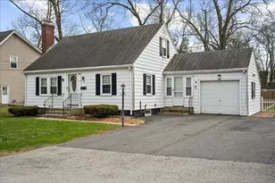 19 Oakwood Ave, Auburn, MA 01501 - Photo 1
