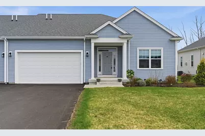 48 Crestwood Circle #26, Northbridge, MA 01588 - Photo 1