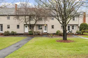 140 Cortland Cir, Leominster, MA 01453 - Photo 1