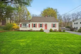 504 Pine St, Weymouth, MA 02190 - Photo 1