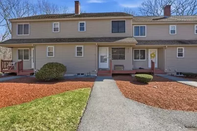 64 Macintosh Ln #64, Leominster, MA 01453 - Photo 1