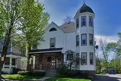 145 Brown St #2R, Waltham, MA 02453 - Photo 1