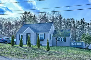 15 Parker Rd, Holden, MA 01520 - Photo 1