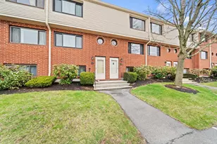 68 Sterling Ln, Haverhill, MA 01835 - Photo 1