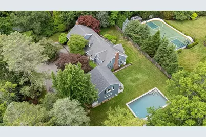 191 Newton St, Brookline, MA 02445 - Photo 1