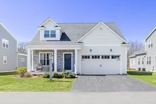 6 Trailside Ct, Holliston, MA 01746 - Photo 1