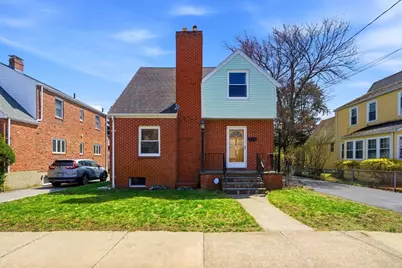 75 Tufts St, Arlington, MA 02474 - Photo 1