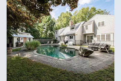 677 Temple St, Duxbury, MA 02332 - Photo 1