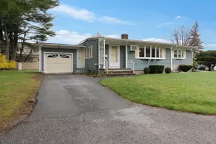 2 Standish Rd, Lynnfield, MA 01940 - Photo 1