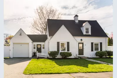 91 Canterbury Road, Waltham, MA 02453 - Photo 1