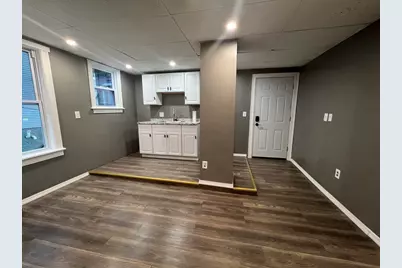 81 Merrifield St #B, Worcester, MA 01605 - Photo 1
