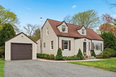 32 Woodland Drive, Framingham, MA 01701 - Photo 1