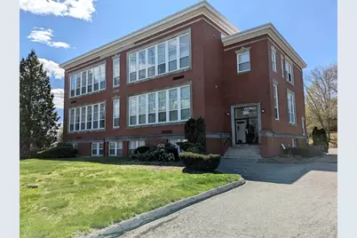 366 Thacher St #6, Attleboro, MA 02703 - Photo 1